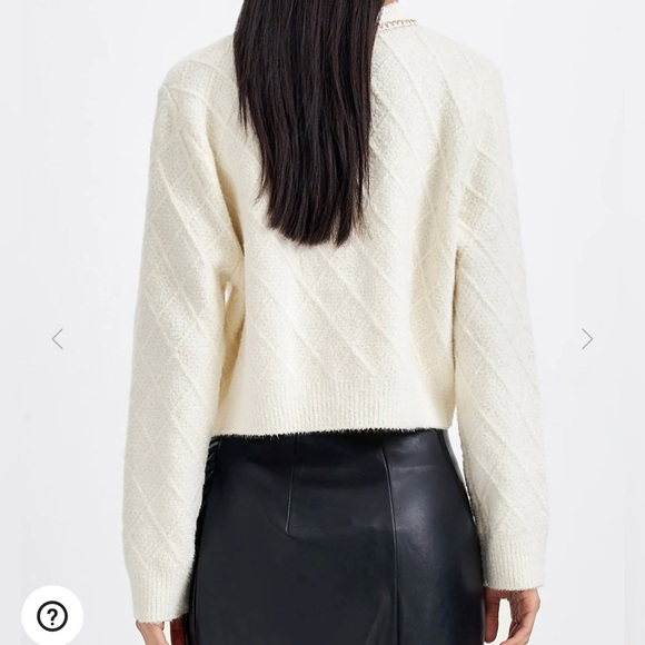 Fluffy Contrast Trim Faux Pearl Button Cardigan | Tweed Jacket | URBAN REVIVO - Picture 7 of 8